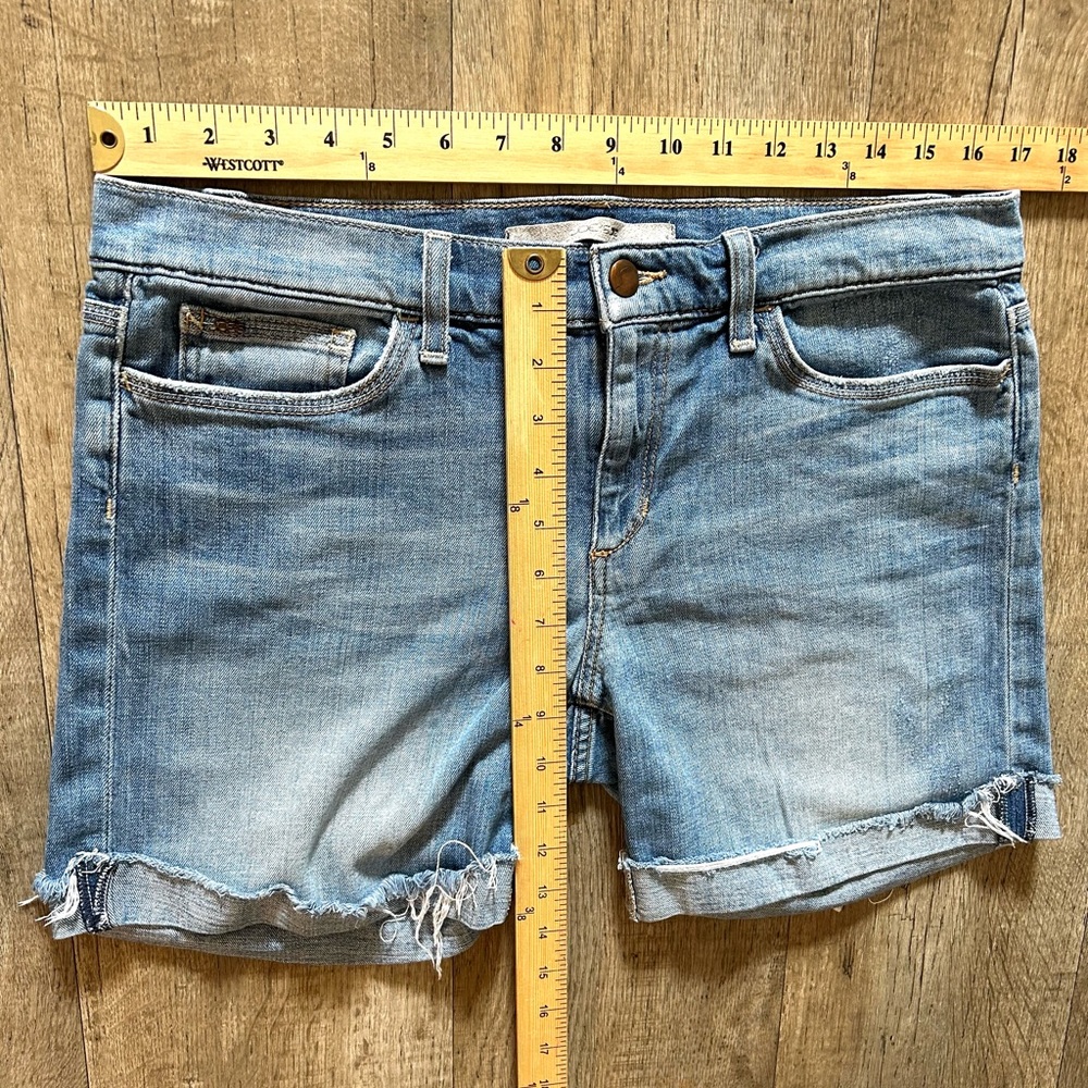 Joe's Jeans Medium Blue Rolled Hem Denim Shorts - Picture 5 of 6
